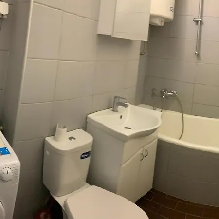 1944 Free Parking Apartment *