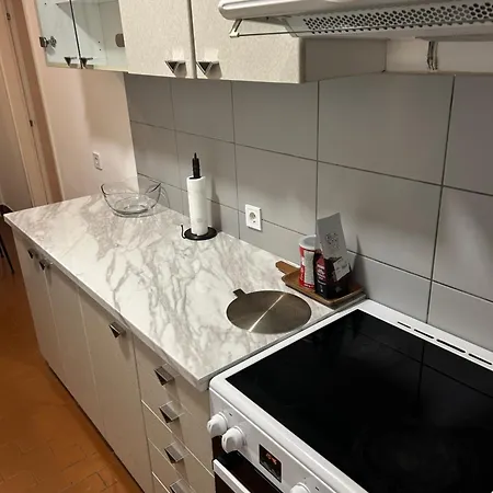 1944 Free Parking * Belgrad